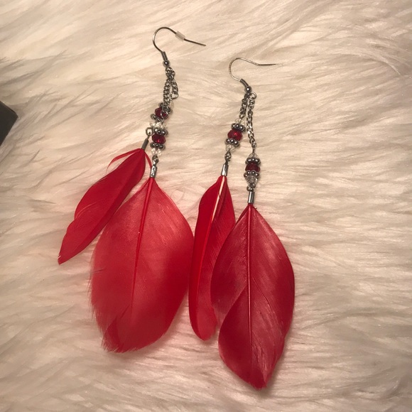 🌸Red feather earrings - Picture 2 of 2